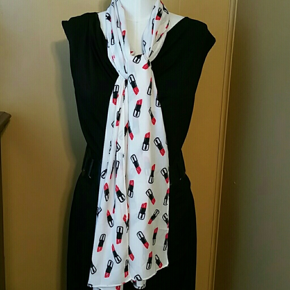 Lipstick Scarf